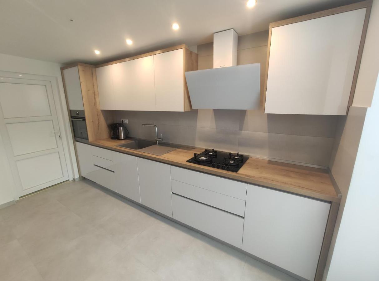 Peaceful Apartment 30 Meters From Sea Zadar Luaran gambar